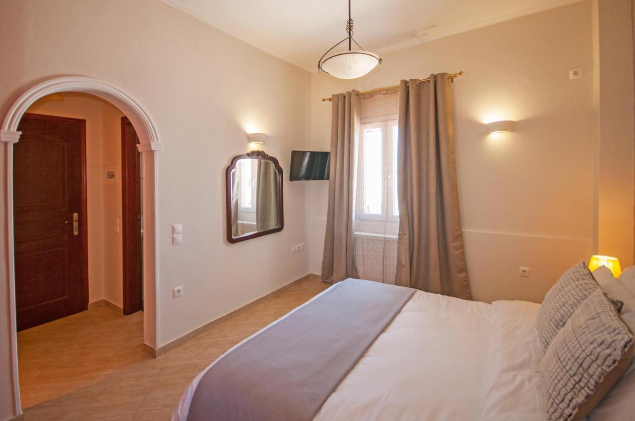 Veldi Art - Kamari Beach Apartment Fira  Zewnętrze zdjęcie